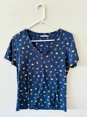 Marine Layer V Neck Navy Tee with Citrus Lemon & Orange Motif, Medium